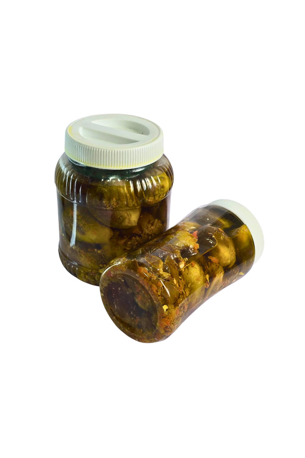 חצילי מַקְדוּס עם אגוזים